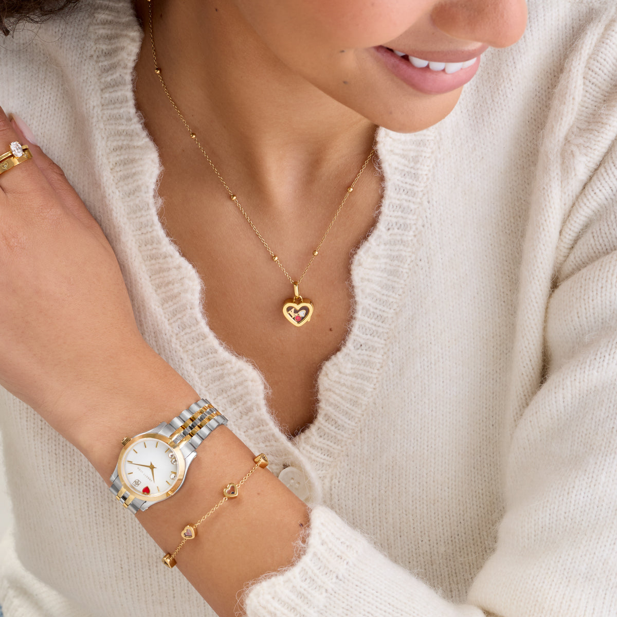 Floating Charm Heart Locket Necklace (Gold)
