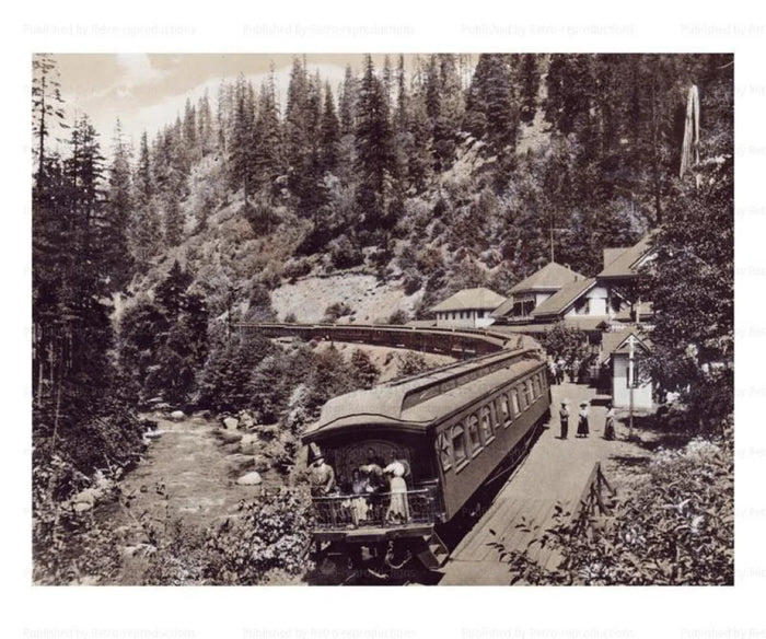 California Train - VINTAGEARTREPRINTS.COM