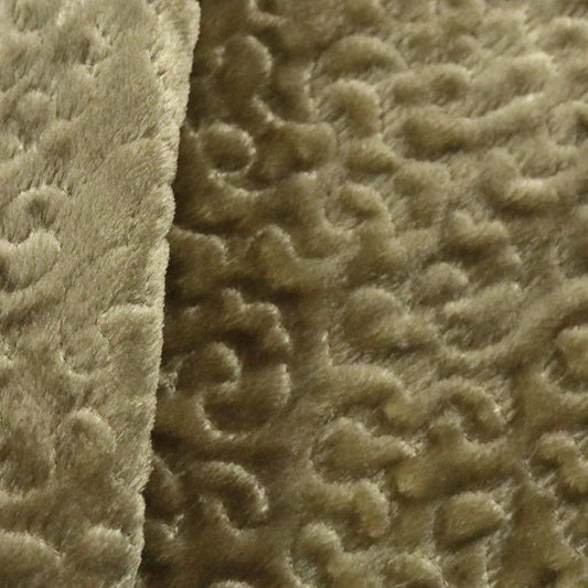 Monte Carlo, Monaco -Embroidered design on a metallic panne velvet